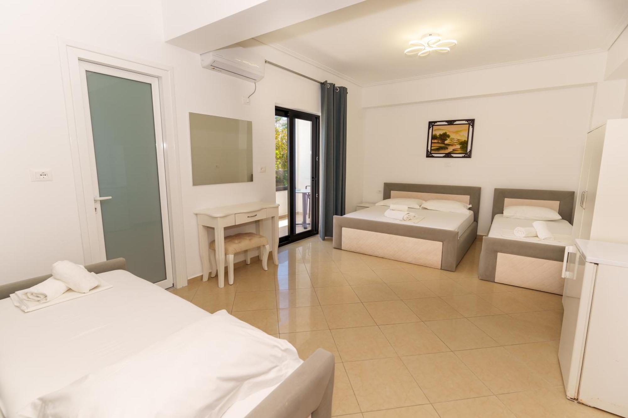 Hotel Vila Park Bujari Ksamil Exterior photo